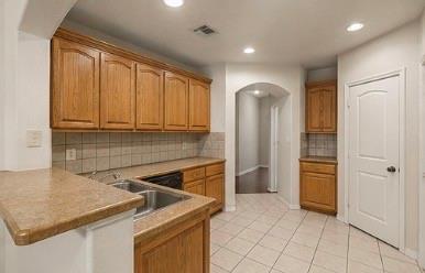 565 Griffith Drive Property Photo 7