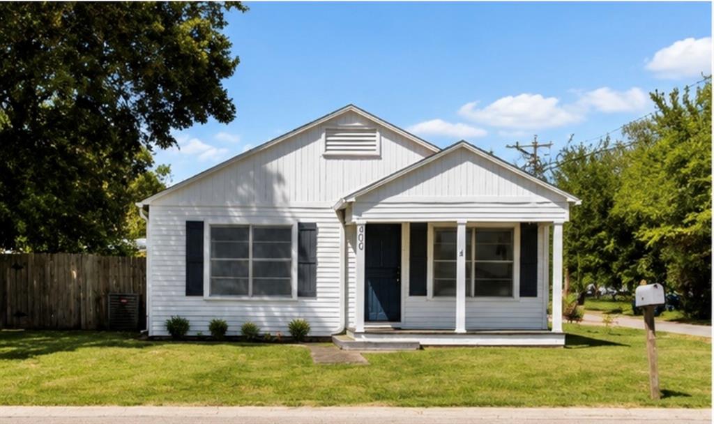 400 S San Jacinto Street Property Photo 1
