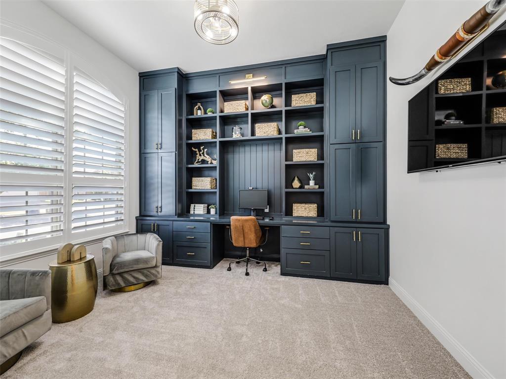 3727 Wagon Wheel Way Property Photo 4