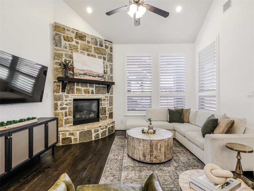 3727 Wagon Wheel Way Property Photo 11