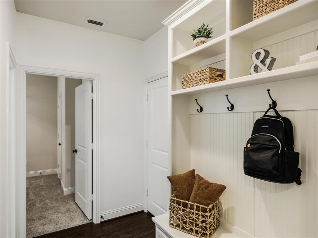 3727 Wagon Wheel Way Property Photo 22