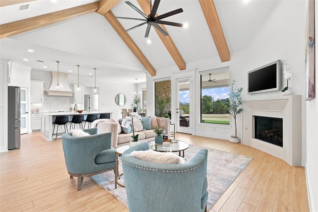 300 Spanish Oak Court Property Photo 7