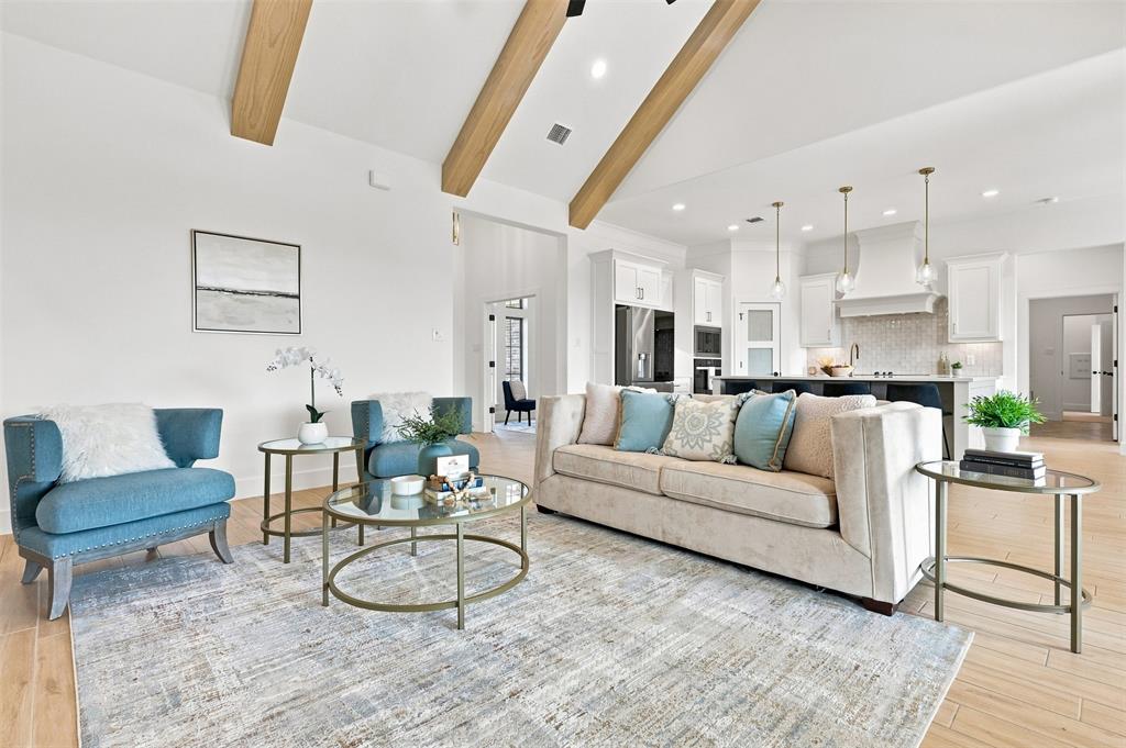 300 Spanish Oak Court Property Photo 8