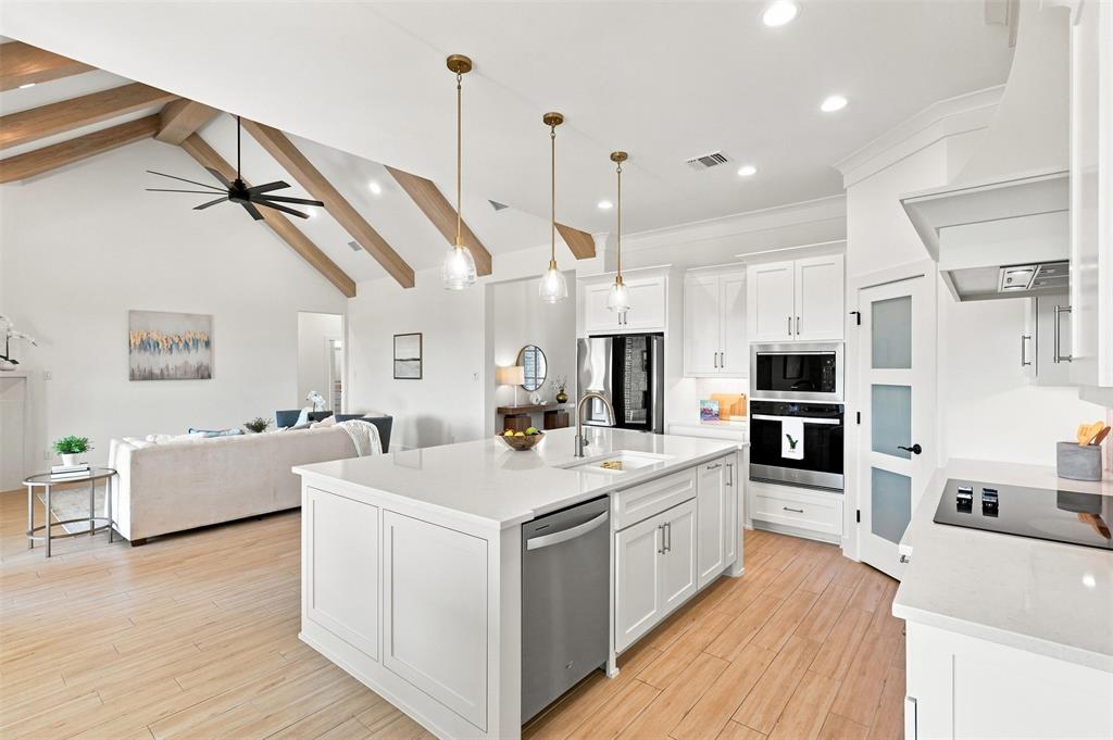 300 Spanish Oak Court Property Photo 16