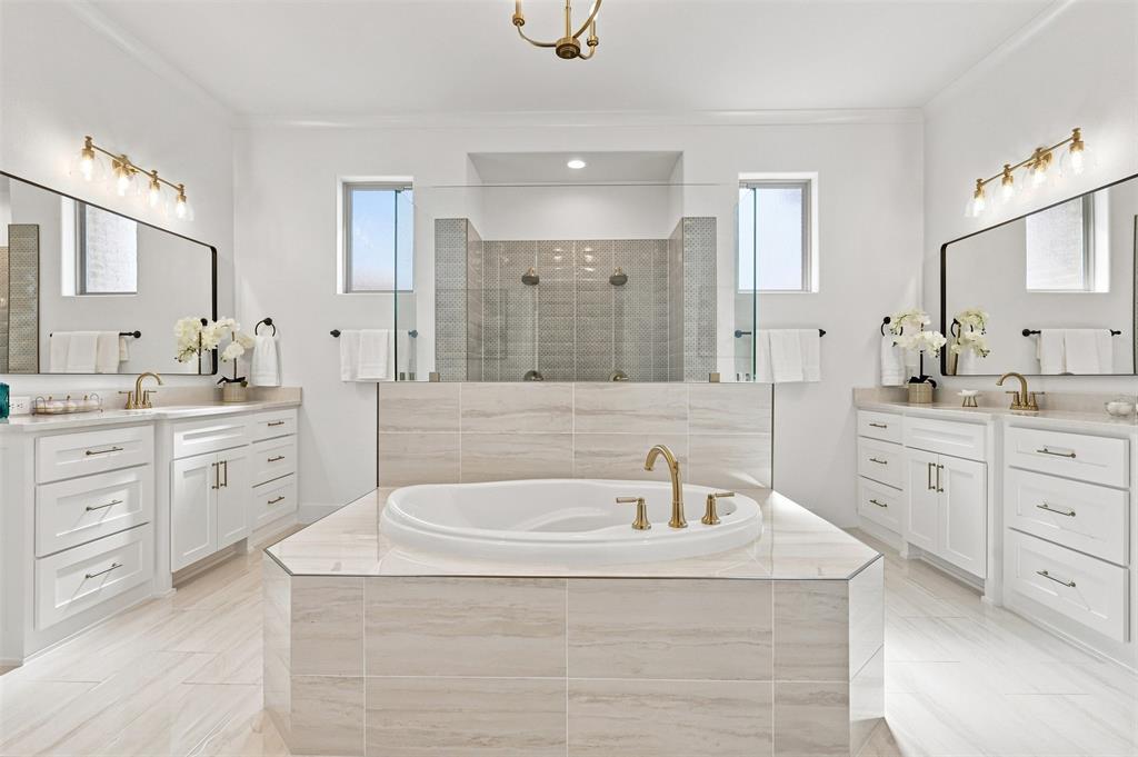 300 Spanish Oak Court Property Photo 23