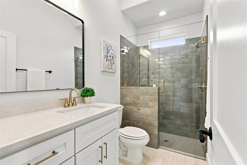 300 Spanish Oak Court Property Photo 32