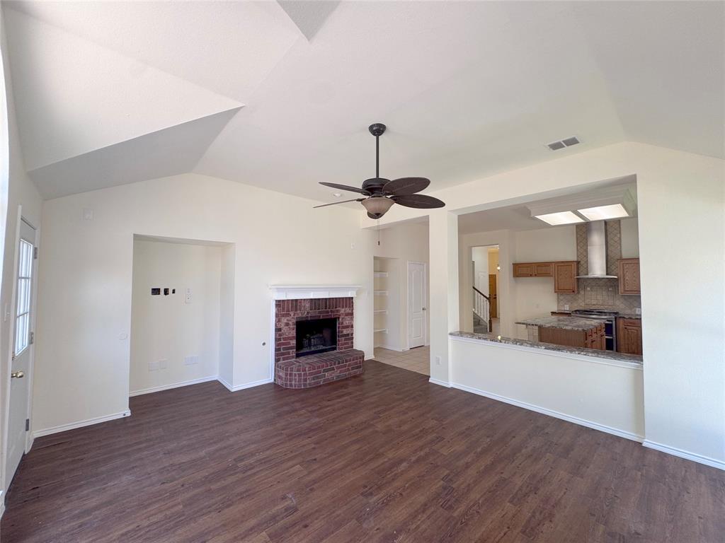 6734 Richmond Drive Property Photo 4