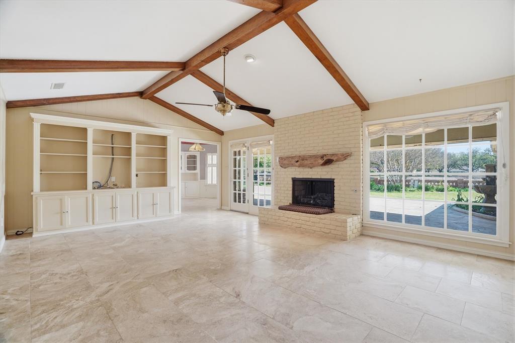 4201 Winding Way Property Photo 7