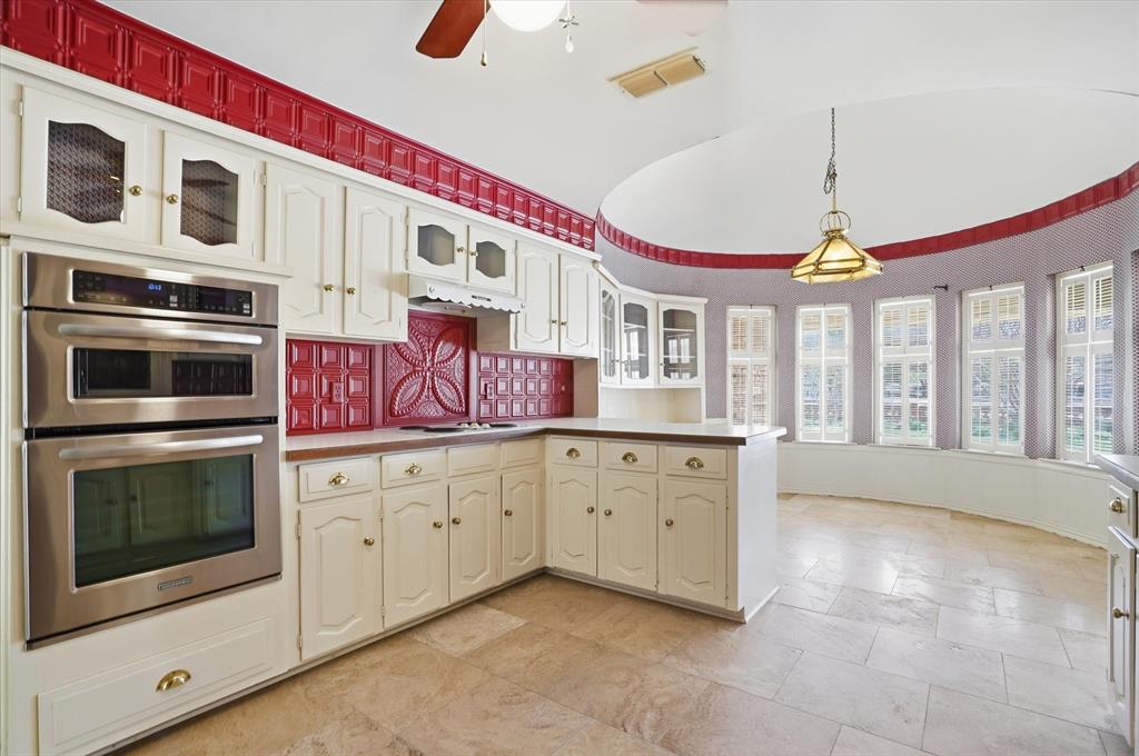 4201 Winding Way Property Photo 14