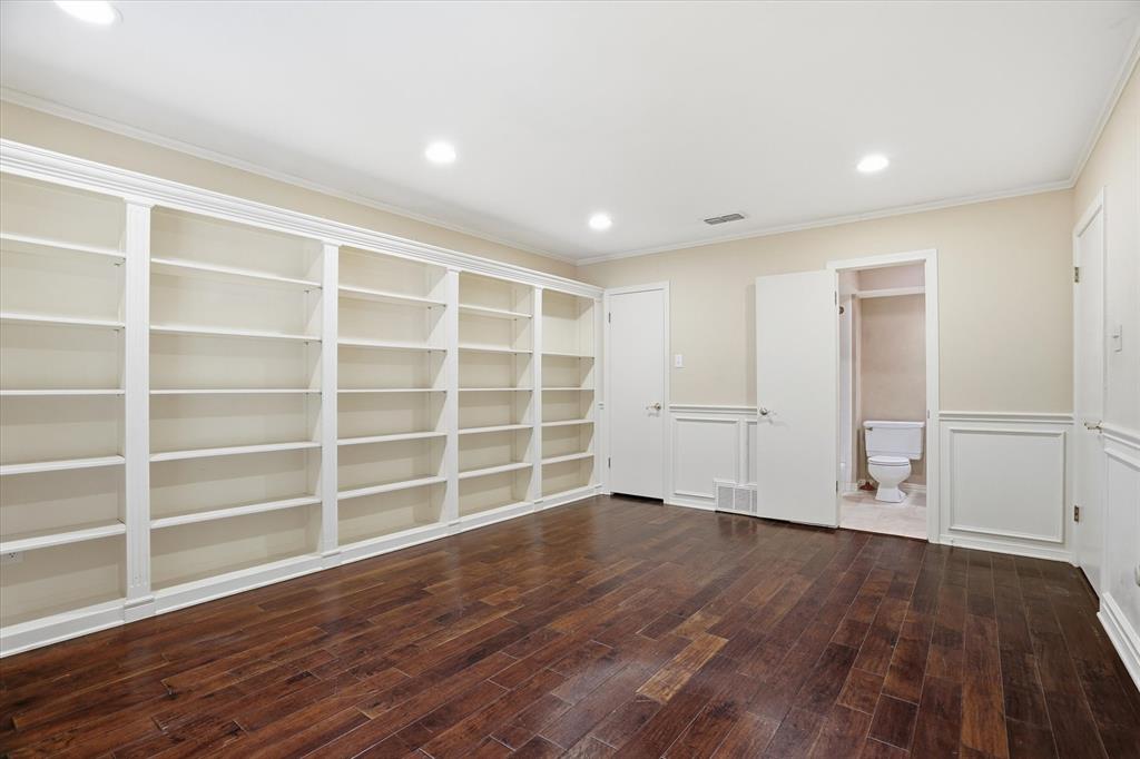 4201 Winding Way Property Photo 19
