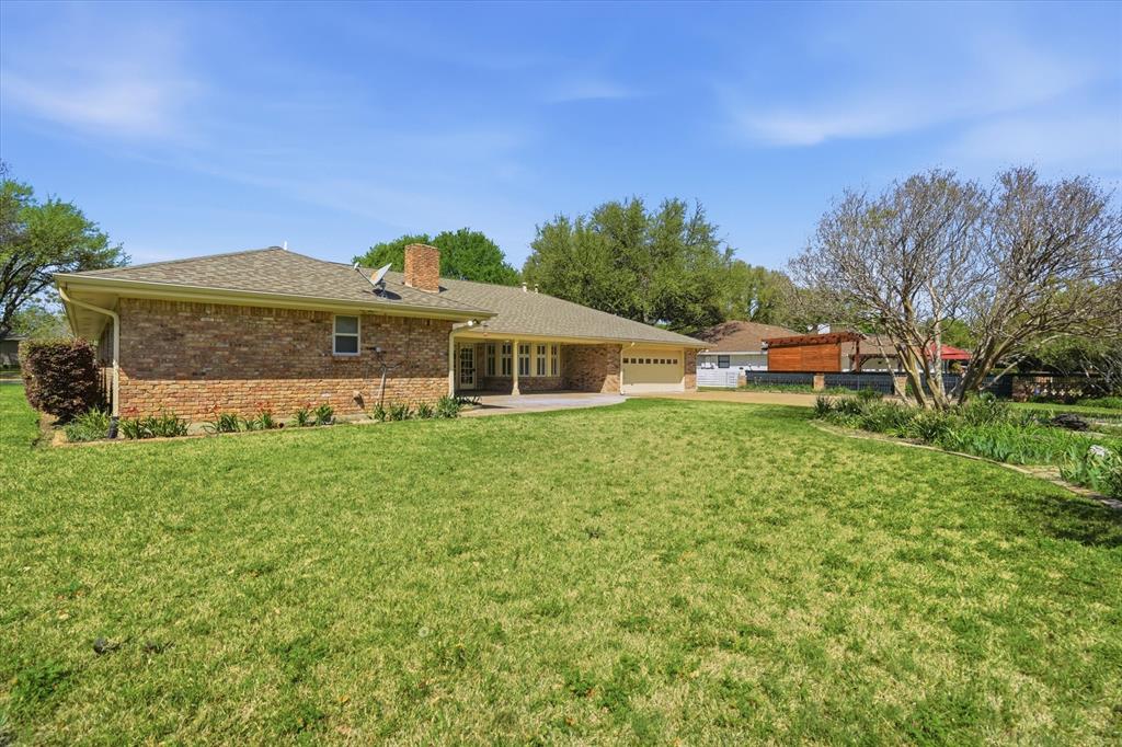 4201 Winding Way Property Photo 31