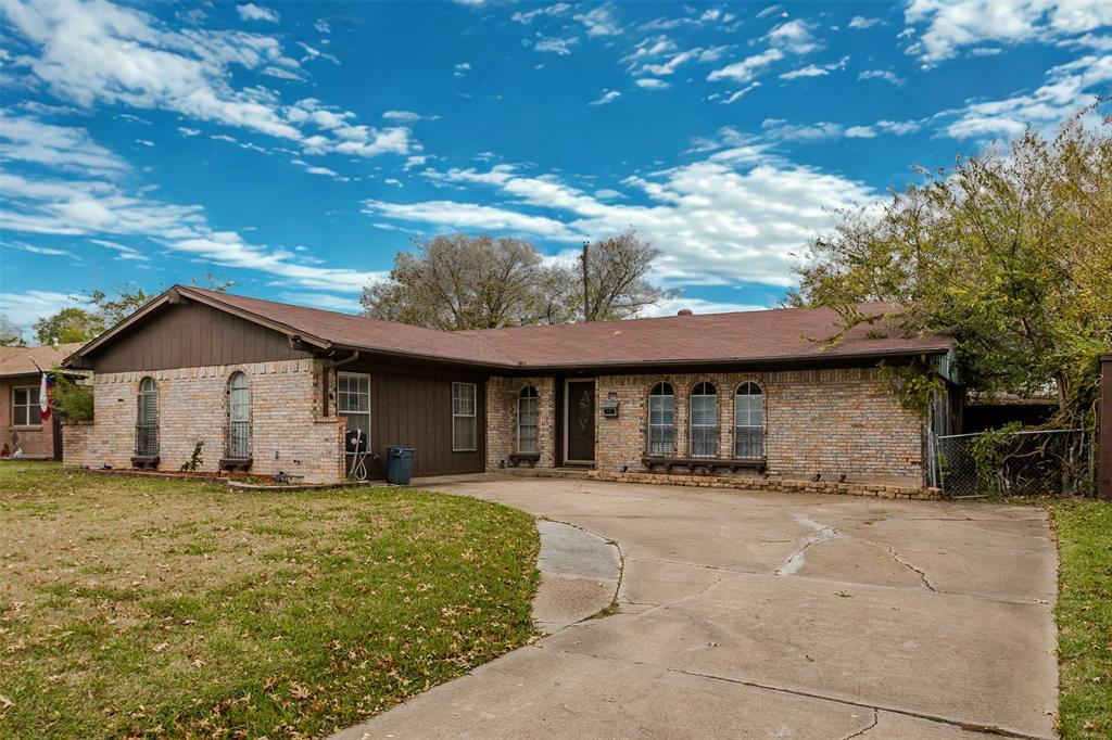 2517 Rosewood Drive Property Photo 1