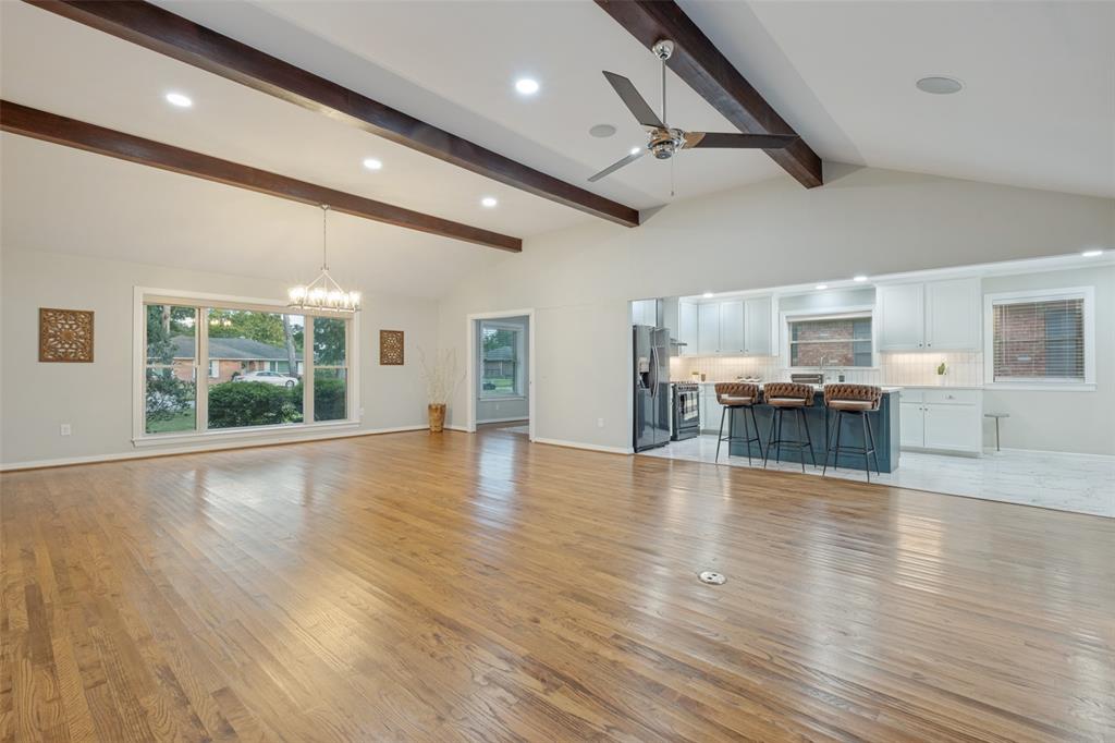 11055 Milhof Drive Property Photo 6