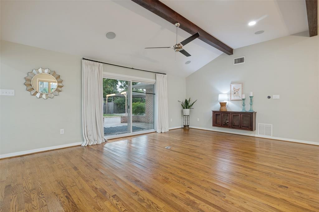 11055 Milhof Drive Property Photo 12
