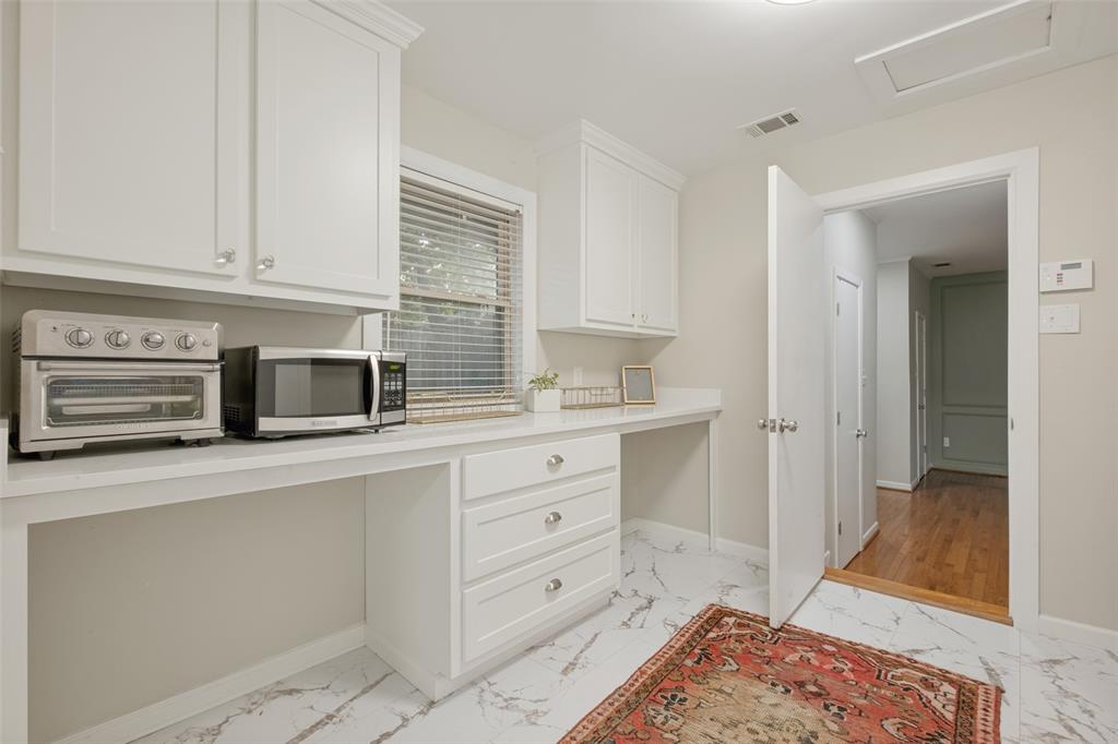 11055 Milhof Drive Property Photo 24