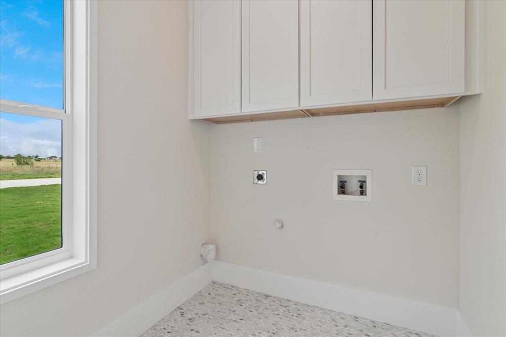 669 Massey Road Property Photo 39