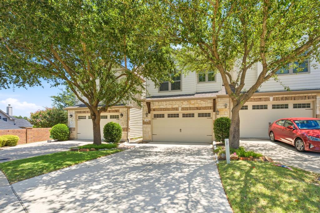 703 Chestnuthill Drive Property Photo 1