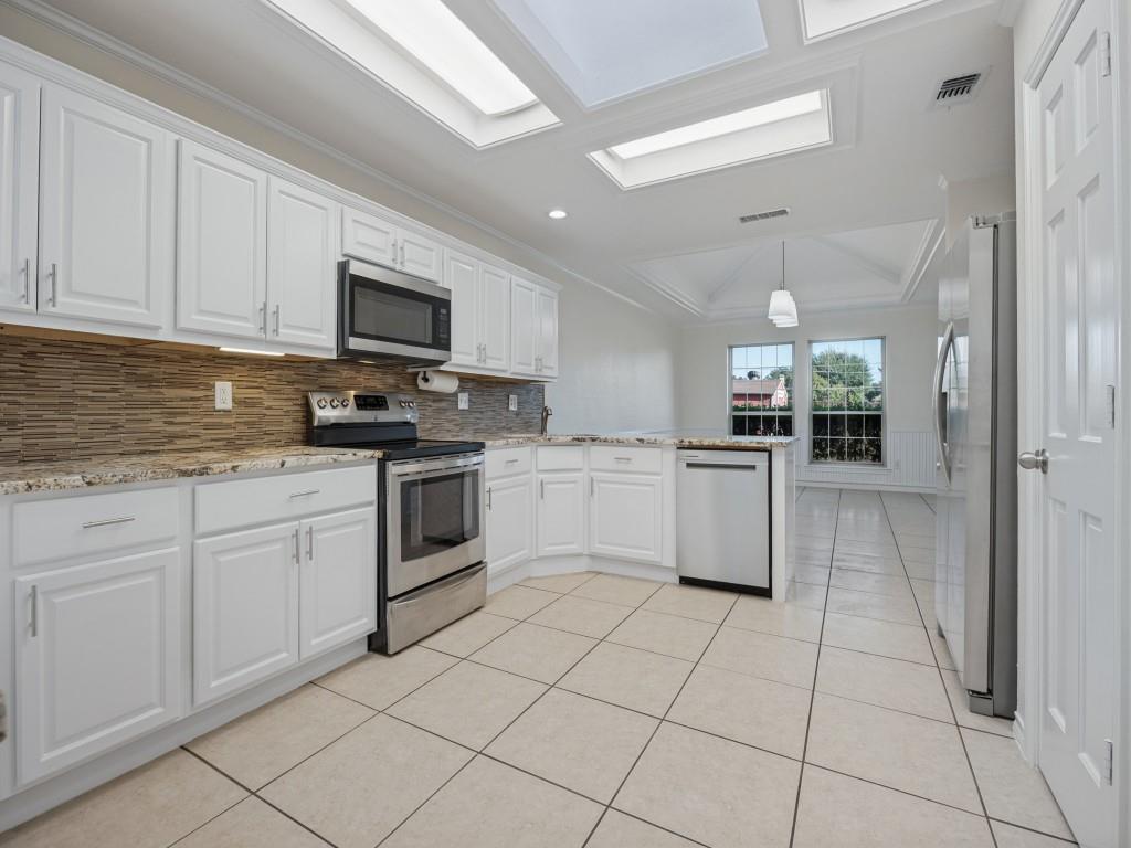 3405 Ashington Lane Property Photo 8