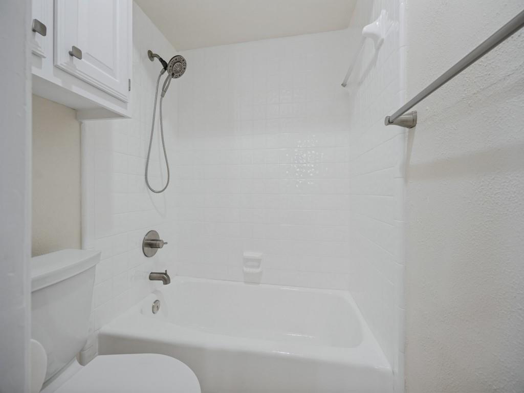 3405 Ashington Lane Property Photo 13