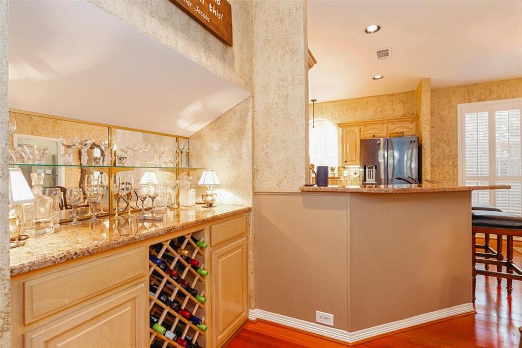 301 W Mill Valley Drive Property Photo 12