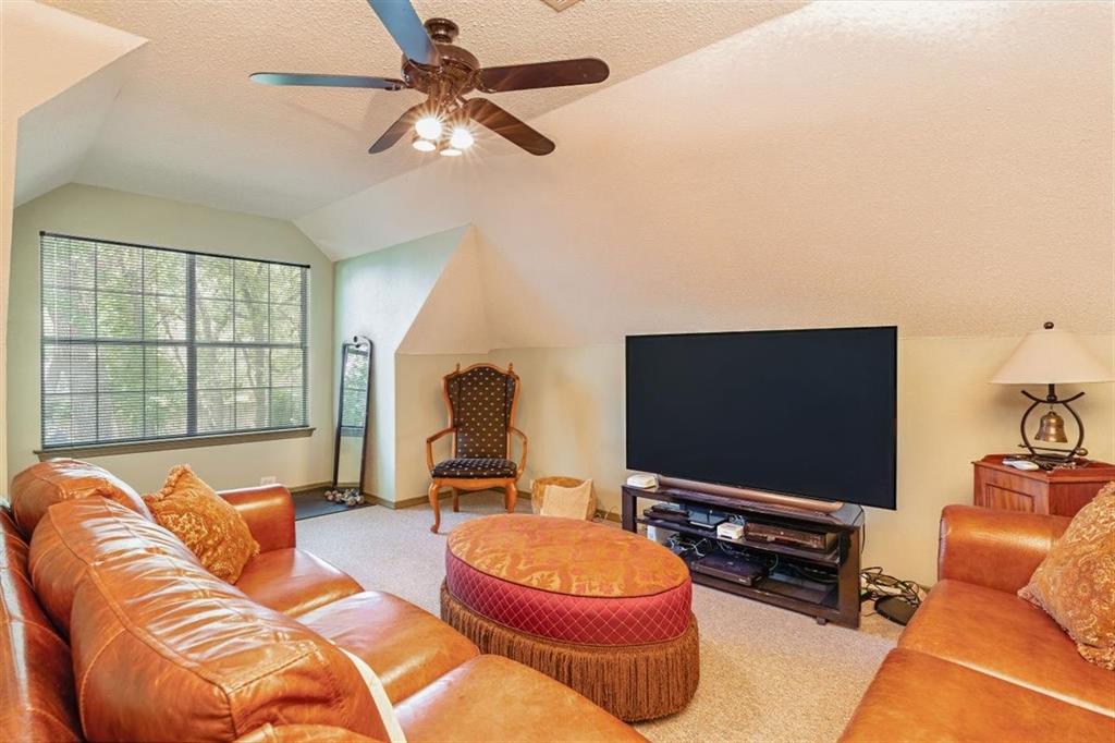 301 W Mill Valley Drive Property Photo 23