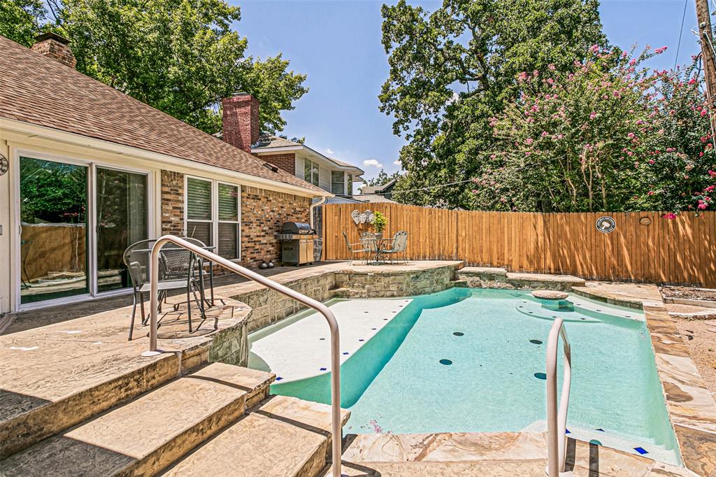 4801 Gaylewood Court Property Photo 4