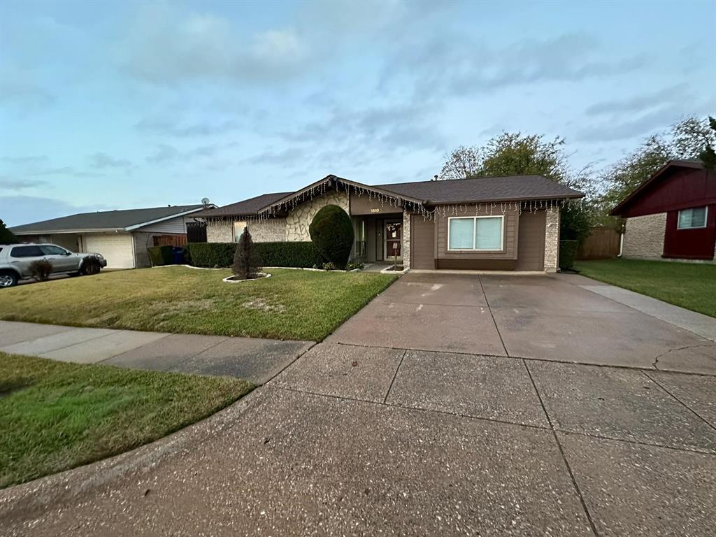 1803 Redbud Circle Property Photo 1