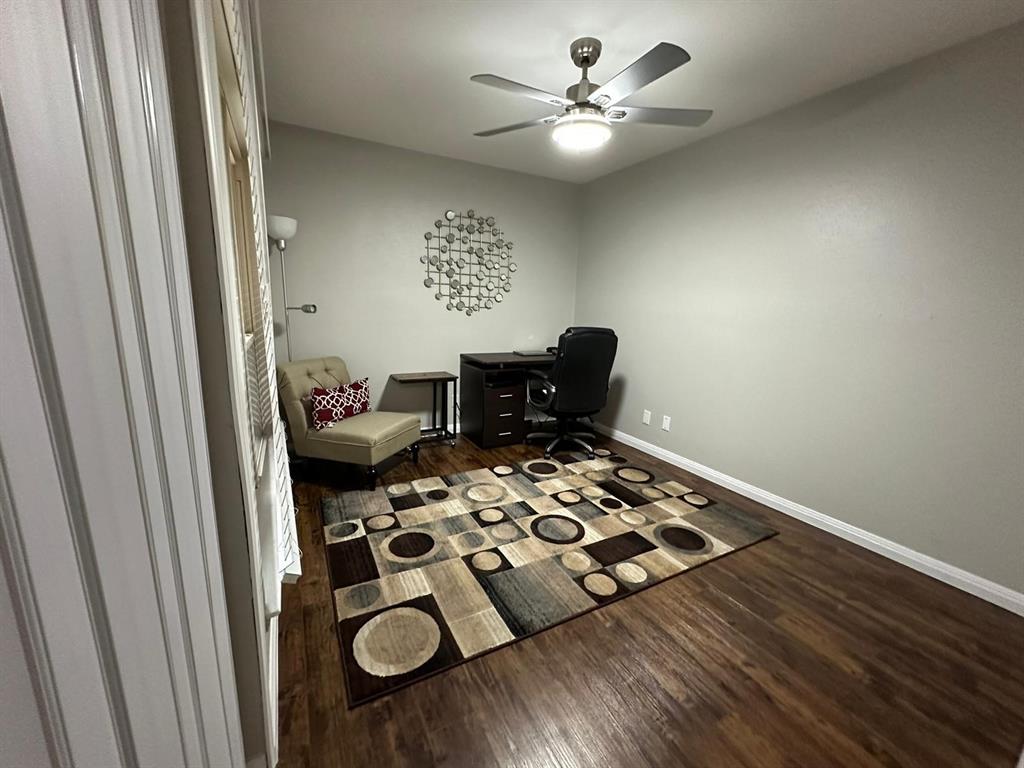 1803 Redbud Circle Property Photo 4