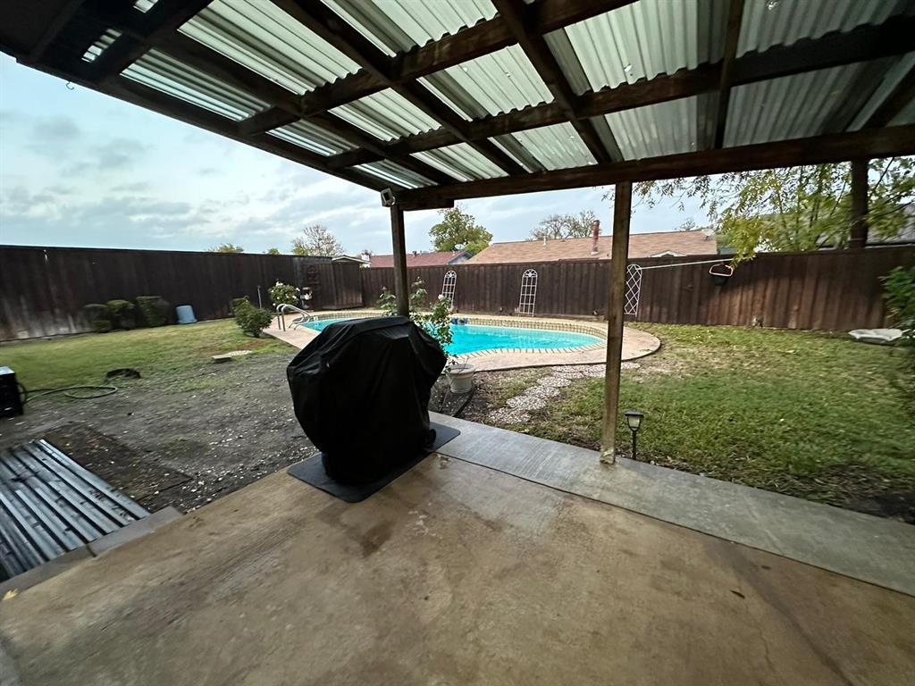 1803 Redbud Circle Property Photo 13