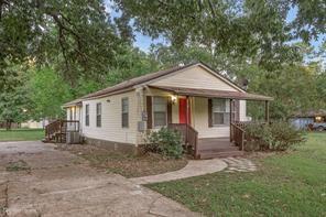 814 Lee Street Property Photo 1