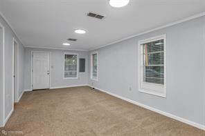814 Lee Street Property Photo 3