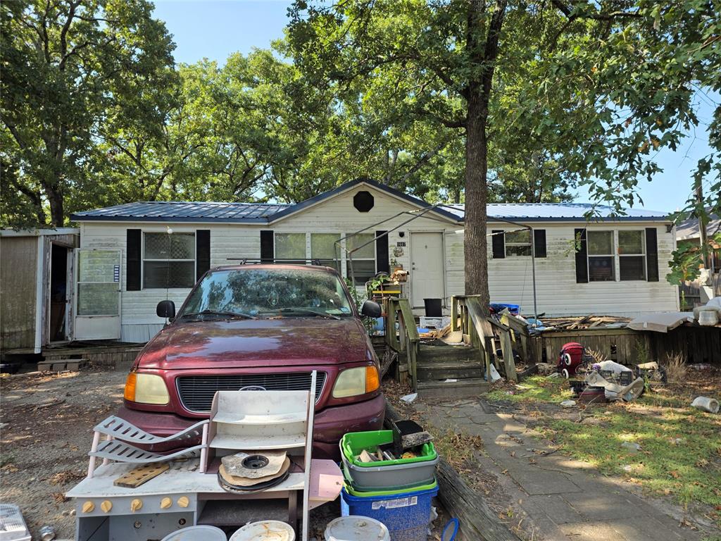 1687 Northshore Road Property Photo 1