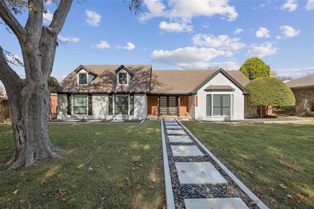 2833 Meadowbrook Drive Property Photo 1