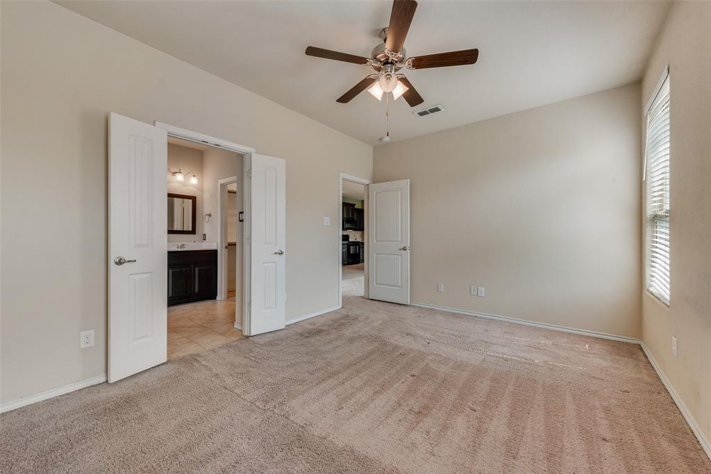 1733 Falling Star Drive Property Photo 13