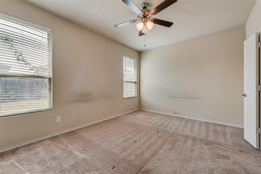 1733 Falling Star Drive Property Photo 14