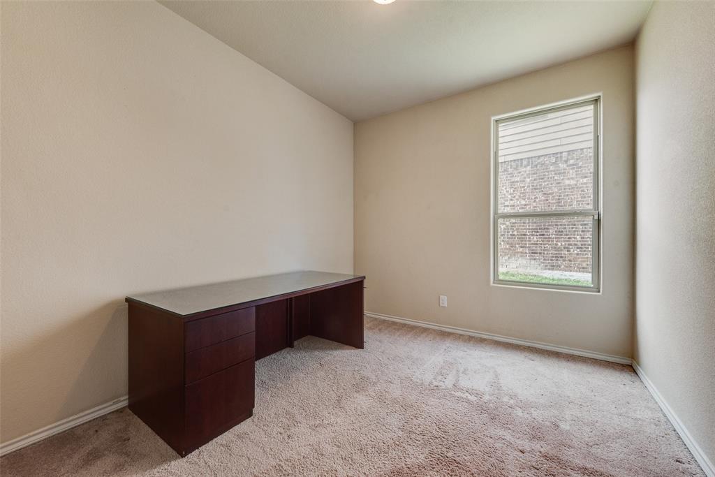 1733 Falling Star Drive Property Photo 16