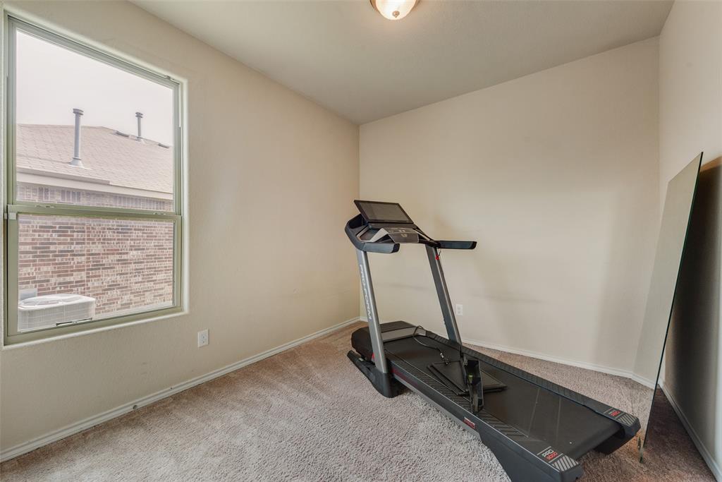 1733 Falling Star Drive Property Photo 18