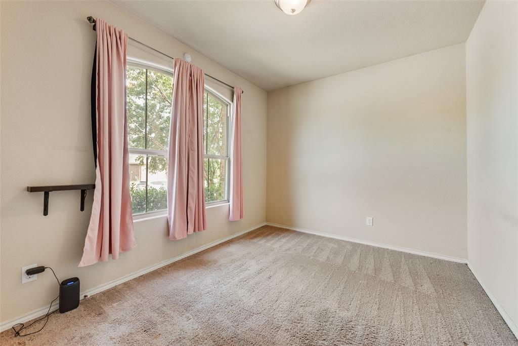 1733 Falling Star Drive Property Photo 19