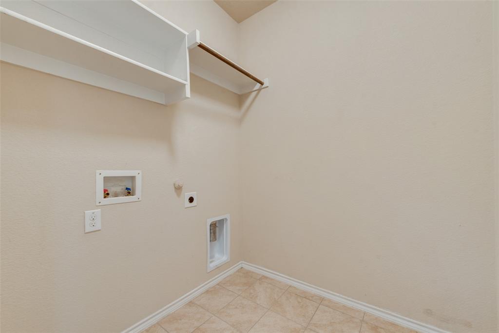 1733 Falling Star Drive Property Photo 20