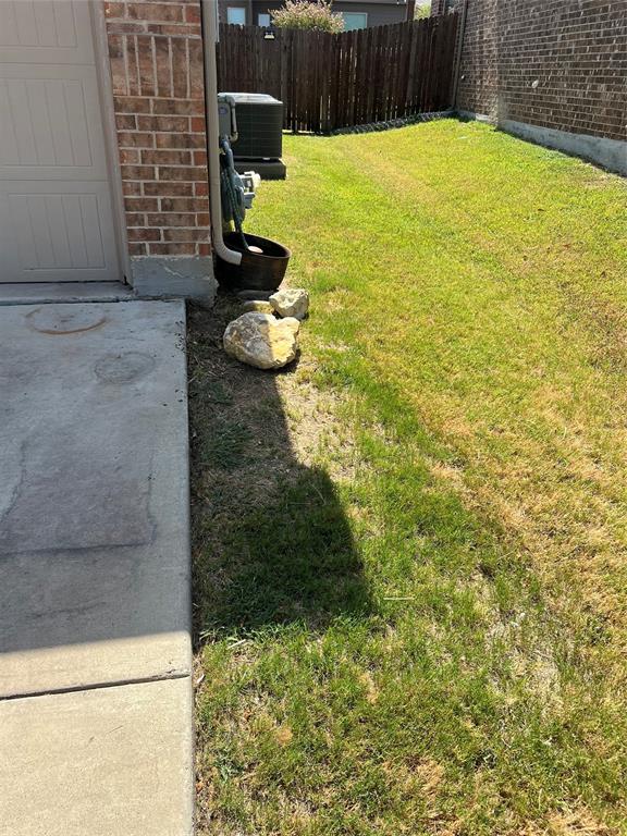 1733 Falling Star Drive Property Photo 22
