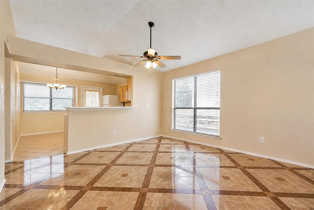 2332 Chestnut Way Property Photo 5