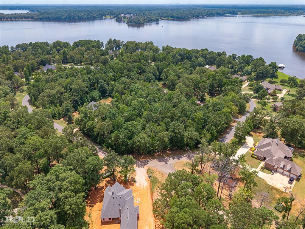 150 Oak Leaf Trail Property Photo 6