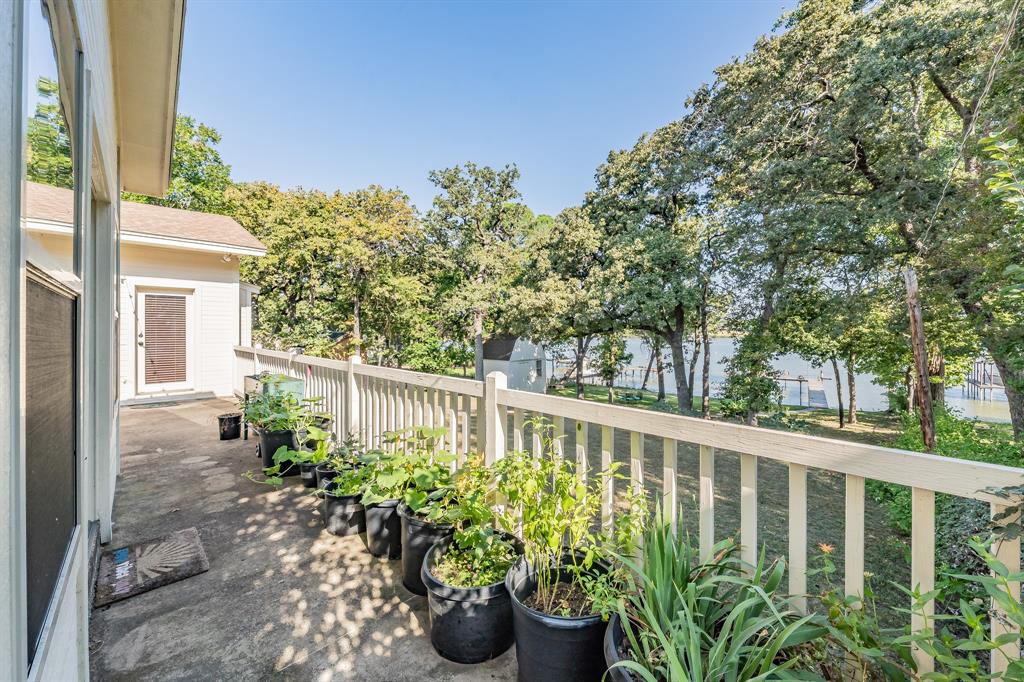 300 Shoreline Drive Property Photo 25