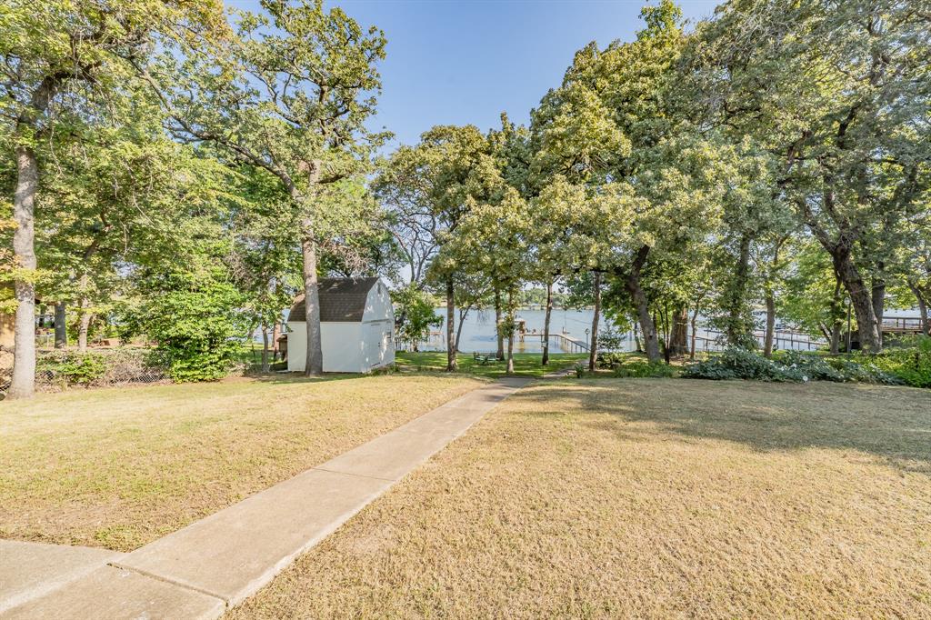 300 Shoreline Drive Property Photo 27