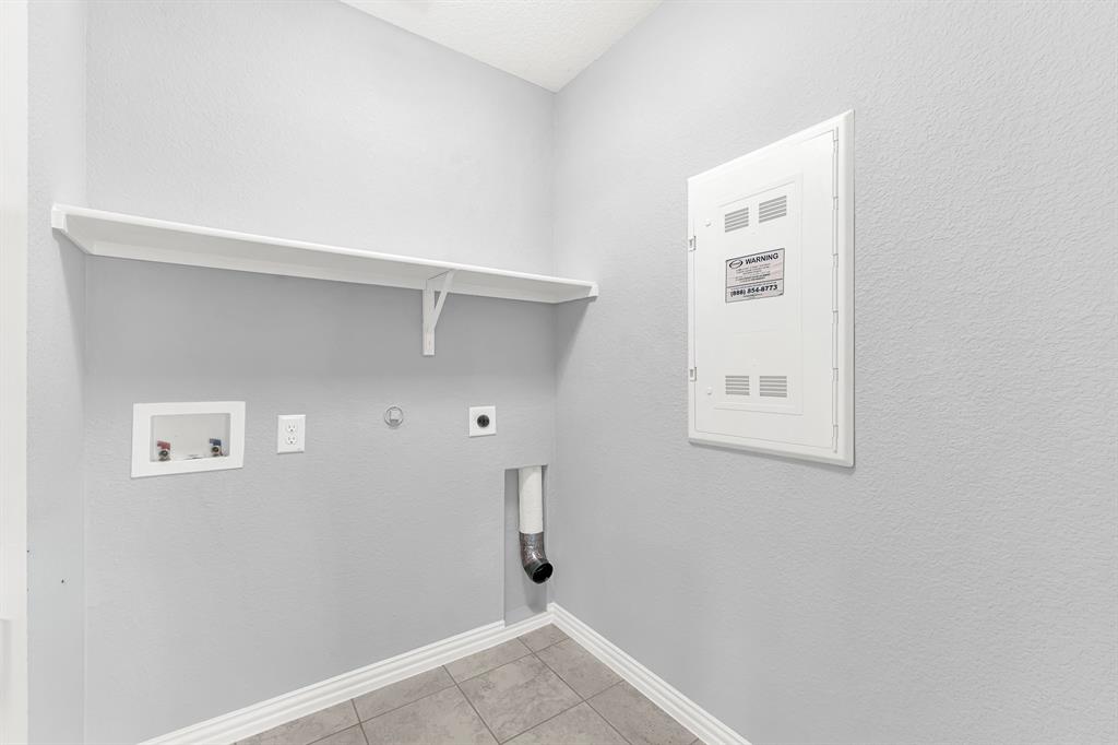 913 Rough Hollow Drive Property Photo 30