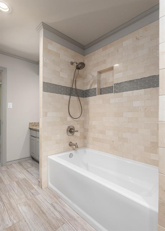 15607 Golden Creek Property Photo 13