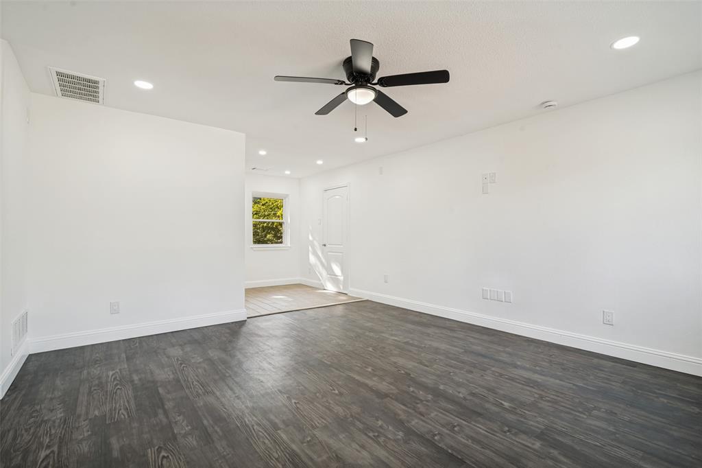 1408 Melanie Lane Property Photo 4