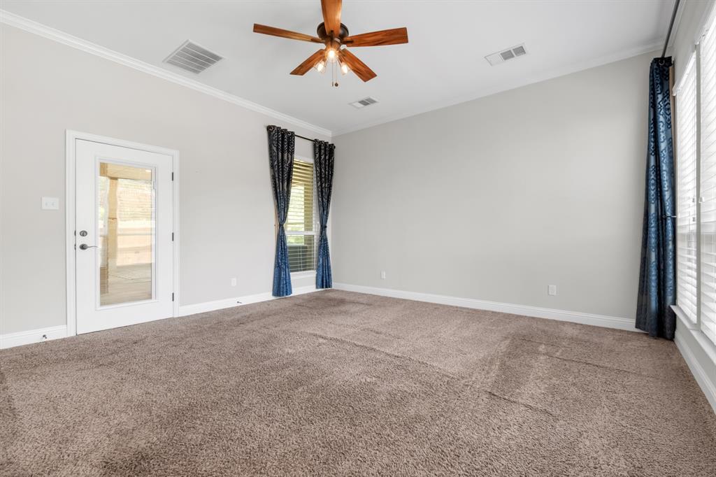 119 Breeders Drive Property Photo 15