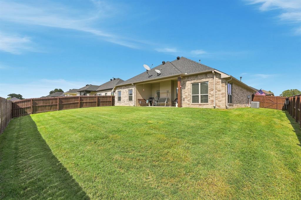 11334 Windsor Park Drive Property Photo 25