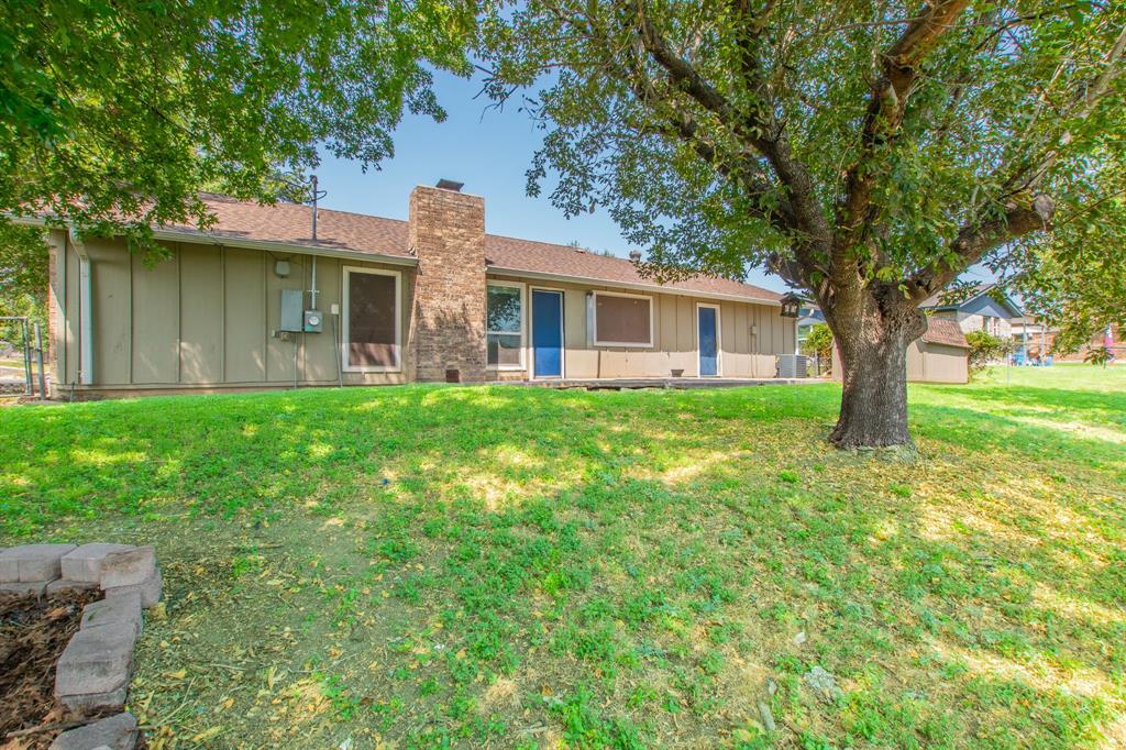 2911 Persimmon Drive Property Photo 24